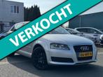 Audi A3 Sportback 1.6 Attraction Business Edition, Voorwielaandrijving, Gebruikt, Euro 4, Zilver of Grijs