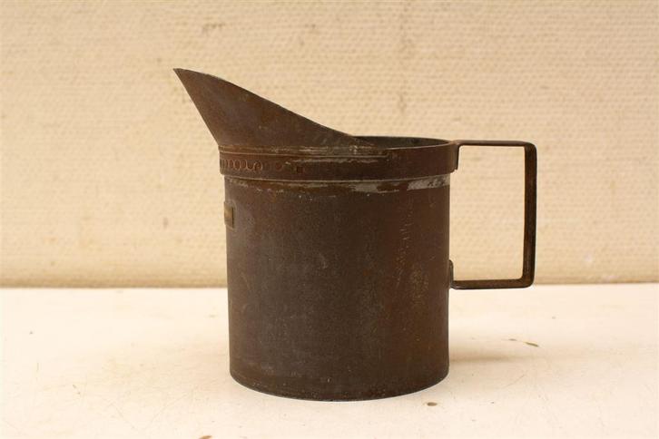 Antieke Maatbeker van metaal 39613, Antiek en Kunst, Antiek | Keukenbenodigdheden, Ophalen of Verzenden