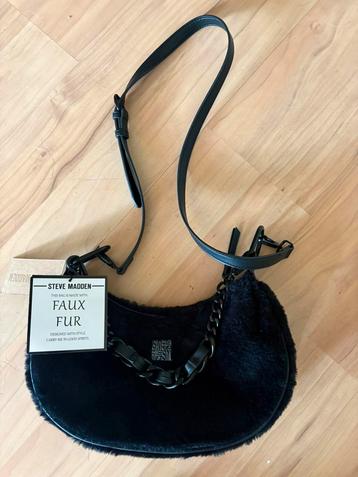 Nieuw faux fur schouder tas van Steve Madden beschikbaar voor biedingen