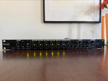 Numark RM6 19” Rackmixer  beschikbaar voor biedingen