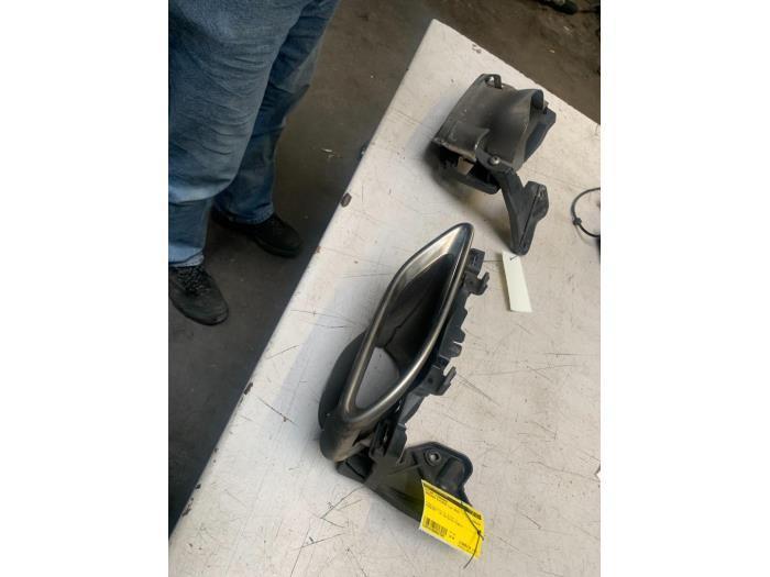 Uitlaat Einddemper van een Mercedes B-Klasse, Auto-onderdelen, Uitlaatsystemen, Mercedes-Benz, Gebruikt, 3 maanden garantie, Ophalen of Verzenden