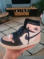 Air Jordan 1 Bubble Gum 37,5, Kleding | Dames, Schoenen, Ophalen of Verzenden, Gedragen, Overige kleuren