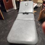 Elektrisch verstelbare behandeltafel op wielen, Huis en Inrichting, Ophalen, Gebruikt, Metaal, Eén