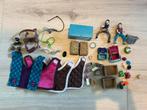 Schleich accessoires (dekens, halsters, beenbeschermers etc), Ophalen of Verzenden, Gebruikt