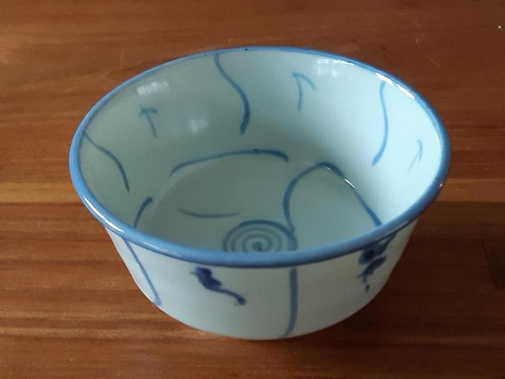 Chinees porseleinen lotus spiral kom, Antiek en Kunst, Antiek | Porselein, Verzenden