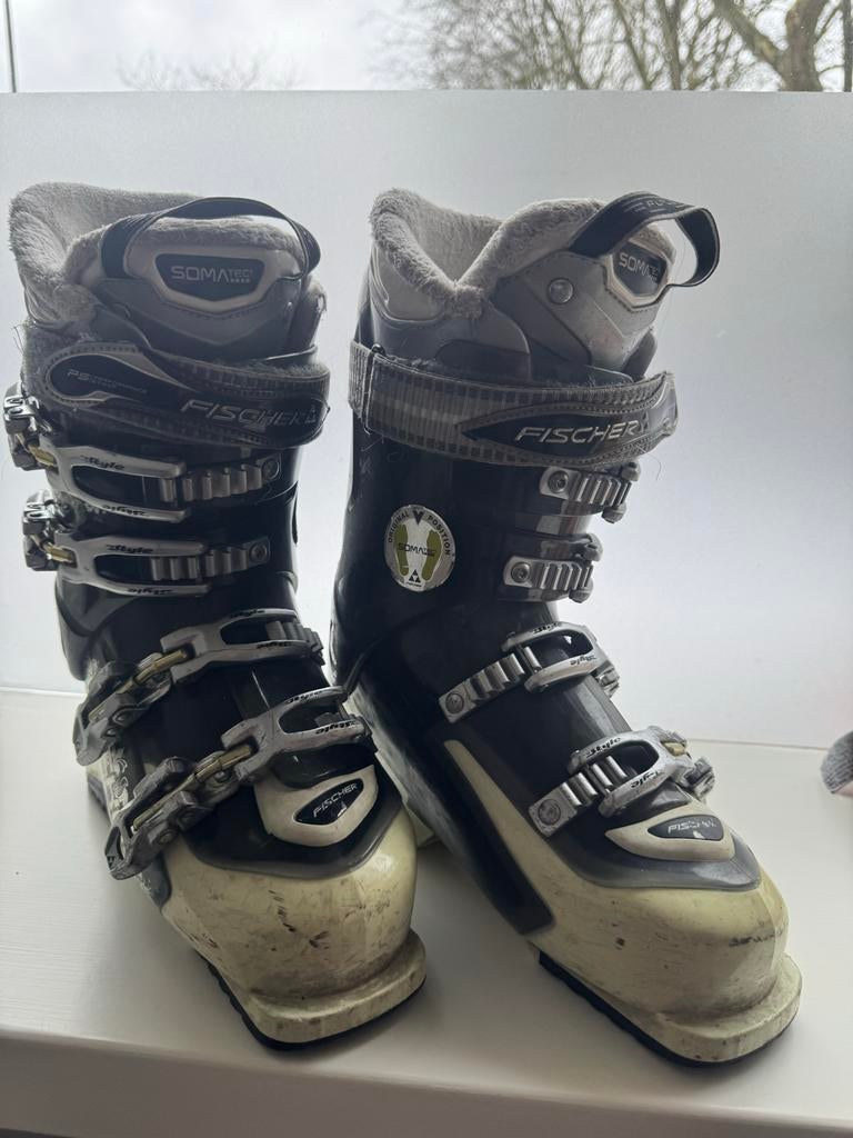 Fischer skischoenen maat 24.5, 100 tot 140 cm, Schoenen, Ophalen of Verzenden, Skiën