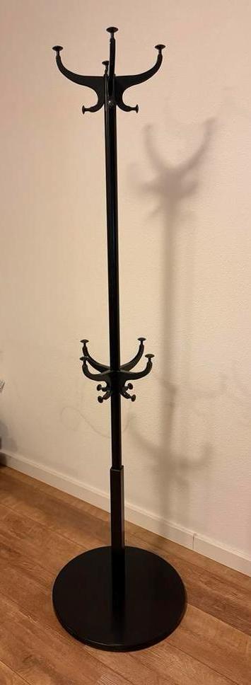 IKEA Hemnes Kapstok - 185 cm beschikbaar voor biedingen