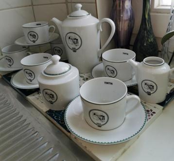 KUIFJE 6 delig koffie servies +  TINTIN gebroken oor HERGE beschikbaar voor biedingen
