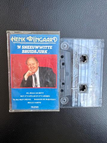 Henk Wijngaard - 'N Sneeuwwitte Bruidsjurk telstar tmc 21075 beschikbaar voor biedingen