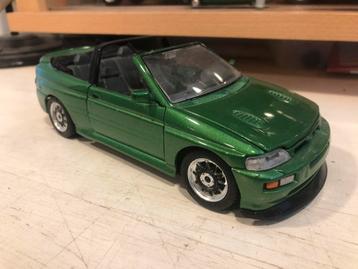 1:24 Ford Escort Cabrio Bburago Custom verbouwd beschikbaar voor biedingen
