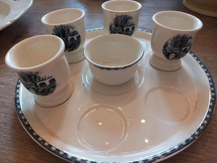 Antiek Eierdopjes Servies Société Céramique Maastricht, Antiek en Kunst, Antiek | Servies los, Ophalen of Verzenden