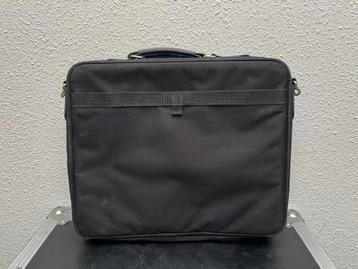 Laptoptas beschikbaar voor biedingen