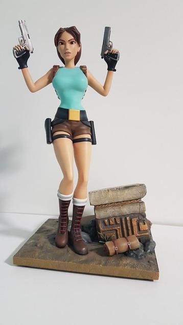 Tomb Raider Lara Croft Exclusive Edition beschikbaar voor biedingen