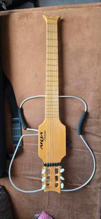 Aria Sinsonido AS-490C Stille Gitaar, Muziek en Instrumenten, Snaarinstrumenten | Gitaren | Akoestisch, Ophalen of Verzenden, Gebruikt