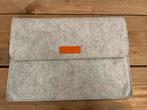 Laptophoes - grijs, Computers en Software, Laptophoezen, Ophalen of Verzenden, 13 inch, Zo goed als nieuw