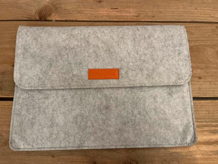 Laptophoes - grijs, Computers en Software, Laptophoezen, Zo goed als nieuw, 13 inch, Ophalen of Verzenden