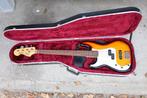 Squire 4 snarige linkshandige basgitaar met flightcase, Muziek en Instrumenten, Snaarinstrumenten | Gitaren | Bas, Ophalen, Zo goed als nieuw
