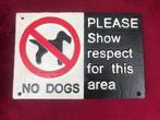 Engels gietijzeren wandbord, NO DOGS, Ophalen of Verzenden