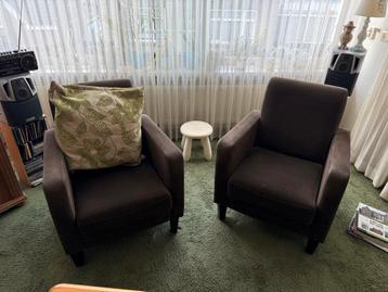 Chocoladebruine Stoelen & Bank - Gebruikt beschikbaar voor biedingen