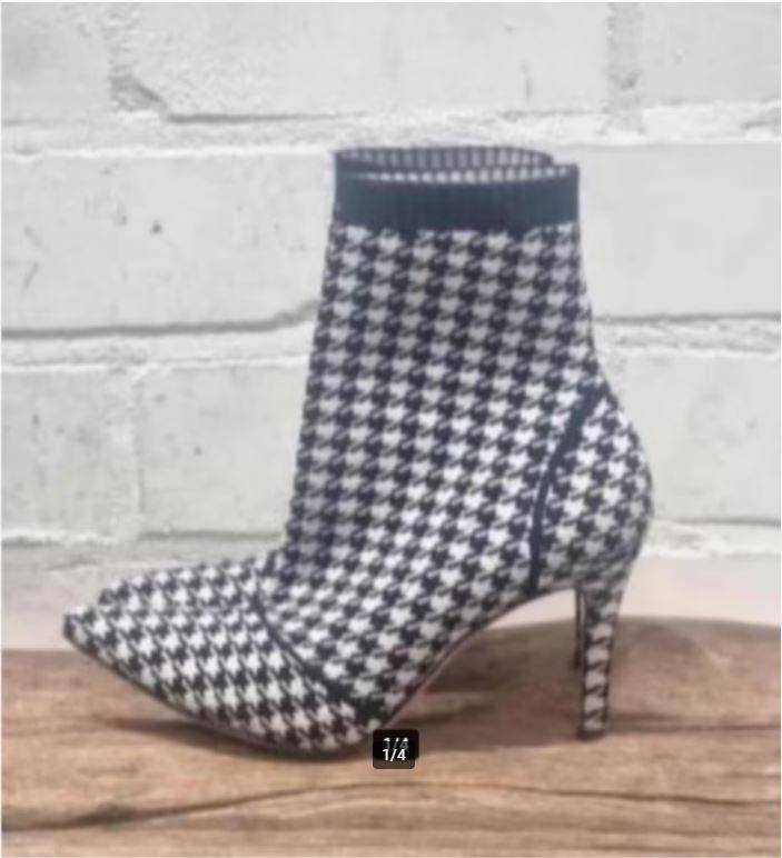Gianvito Rossi - Pied de poule Houndstooth laarsjes maat 38, Kleding | Dames, Schoenen, Gianvito Rossi, Zwart, Lage of Enkellaarzen