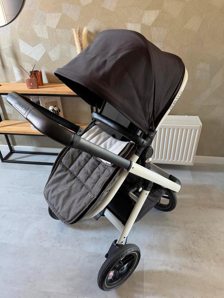 Dubatti kinderwagen, Kinderen en Baby's, Kinderwagens en Combinaties, Zo goed als nieuw, Kinderwagen, Overige merken, Met reiswieg
