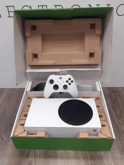 Xbox series s ( met doos ), Spelcomputers en Games, Spelcomputers | Xbox Series X en S, Zo goed als nieuw, Xbox Series S, Ophalen