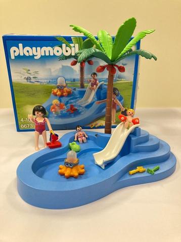 Playmobil 6673 Zwembad met playmobilpoppetjes moeder en kids beschikbaar voor biedingen