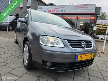 Volkswagen Touran 2.0-16V FSI 1e Eig Dealer onderhouden beschikbaar voor biedingen