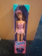 Vintage Sindy Skater Pop in Doos, Ophalen of Verzenden, Zo goed als nieuw, Barbie