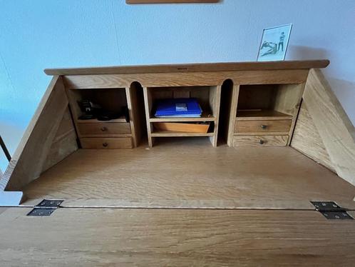 Praktische en stijlvolle houten secretaire - klapbureau, Huis en Inrichting, Bureaus, Zo goed als nieuw, Bureau, Ophalen