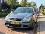 Volkswagen Golf 1.6 16V FSI 85KW 5D 2005 Grijs, Auto's, Voorwielaandrijving, 4 cilinders, 620 kg, Origineel Nederlands