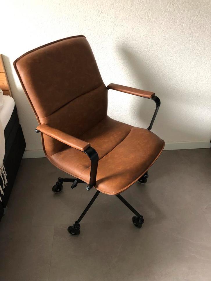 Bureaustoel met wieltjes bruin leer, Huis en Inrichting, Bureaustoelen, Gebruikt, Bureaustoel, Bruin, Ophalen
