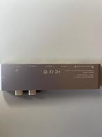 Macbook Pro Dock (HDMI, 1x Thunderbolt, 3x USBc, 1x MicroSD), Computers en Software, Dockingstations, Ophalen of Verzenden, Zo goed als nieuw