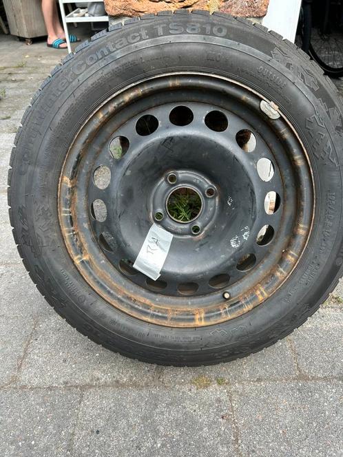 Winterbanden op stalen velg (peugeot 2008 nieuw model), Auto-onderdelen, Banden en Velgen, Band(en), Winterbanden, 16 inch, 195 mm