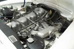 Mercedes-Benz 230 SL | Nieuw interieur | Goede staat | 1964, Achterwielaandrijving, Bedrijf, Handgeschakeld, 2 stoelen