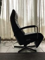 Als nieuw ,sta op Prominent ,M,zwart leer,losse neksteun, Ophalen, Zo goed als nieuw, Leer, 50 tot 75 cm