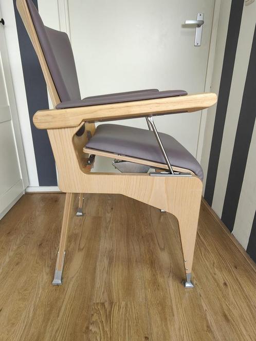 Sta op stoel, Huis en Inrichting, Stoelen, Zo goed als nieuw, Eén, Ophalen
