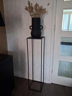 Zwarte metalen zuil., Huis en Inrichting, Woonaccessoires | Zuilen en Pilaren, Ophalen, Zo goed als nieuw