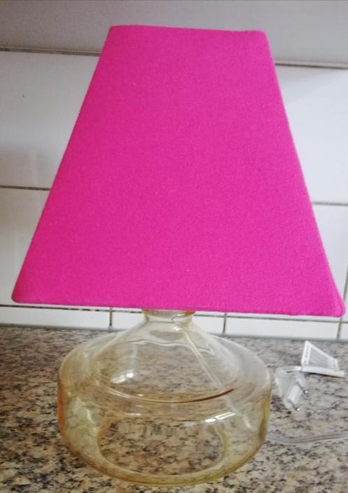 Tafellamp. Glas geblazen voet. 29 cm groot., Huis en Inrichting, Lampen | Tafellampen, Zo goed als nieuw, Minder dan 50 cm, Glas