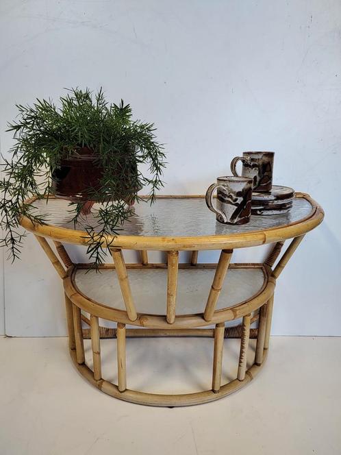 Bamboe, halfronde tafel, Huis en Inrichting, Tafels | Sidetables, Gebruikt, 25 tot 50 cm, 50 tot 100 cm, Overige vormen, Overige houtsoorten