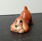 Vintage beeldje hond speelboog hondenbeeldje hond, Ophalen of Verzenden, Gebruikt, Dier
