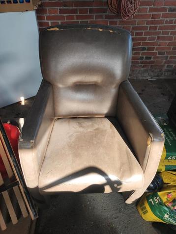 2 stoelen op wielen voor kantine of schuur, heerlijke zit. beschikbaar voor biedingen