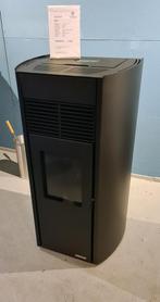 Pelletkachel palazzetti Milu 8kw, Huis en Inrichting, Kachels, Ophalen of Verzenden, Zo goed als nieuw, Overige brandstoffen, Pelletkachel