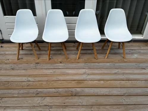 Stijlvolle Eames Model Lookalike Eetkamerstoel - Wit, Huis en Inrichting, Stoelen, Gebruikt, Eén, Kunststof, Wit, Ophalen of Verzenden