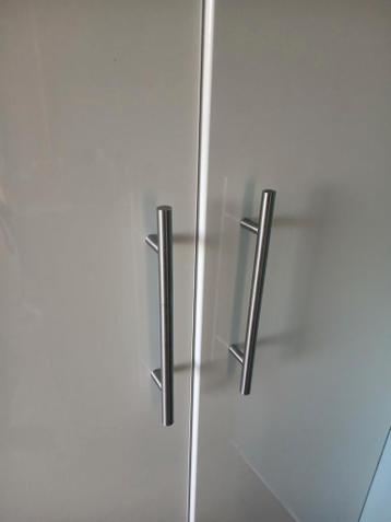 Witte hoogglans deuren ikea pax - afbeelding 2