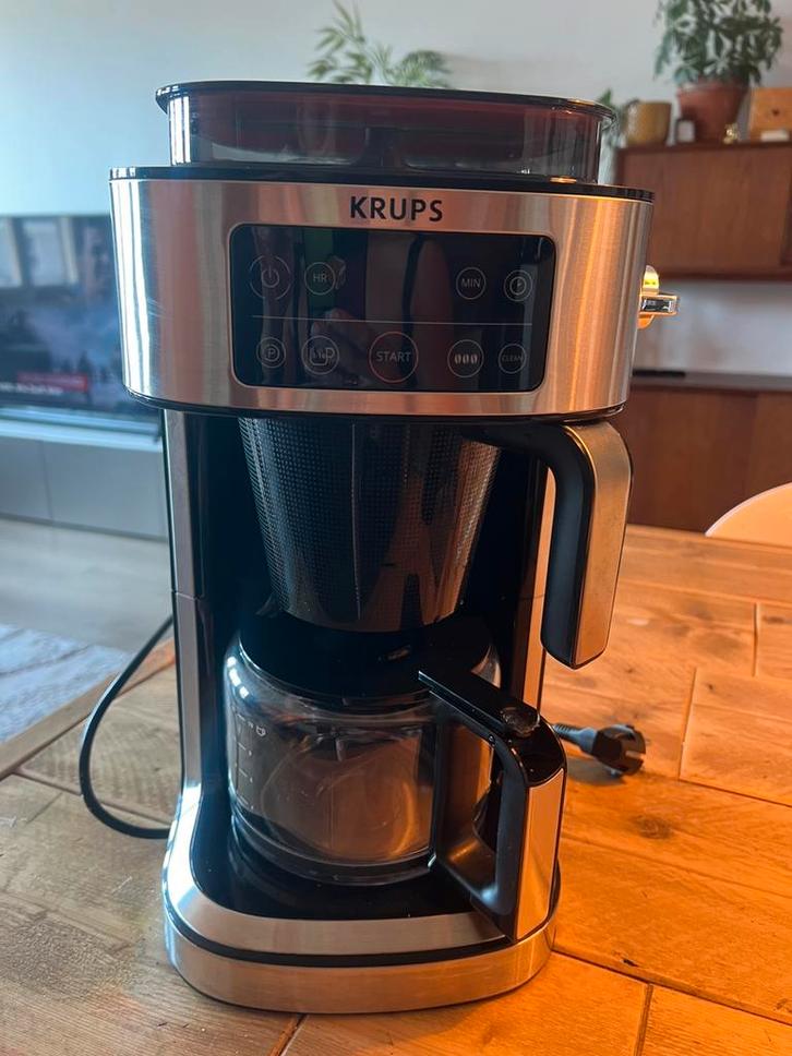 Krups Aroma KM760D koffiezet apparaat, Witgoed en Apparatuur, Koffiezetapparaten, Zo goed als nieuw, Gemalen koffie, Koffiemachine