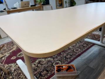 Hoekbureau / computertafel Ikea Bekant - afbeelding 2