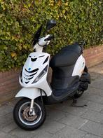 Piaggio Zip 50cc Brom, Fietsen en Brommers, Scooters | Piaggio, Ophalen, Zo goed als nieuw, Zip