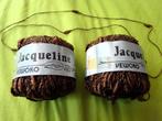 2 Bruine boucle bollen Jacqueline van Vewoko viscose/katoen, Verzenden, Zo goed als nieuw, Breien, Wol of Garen