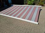 Zonnescherm afstandsbediening 2,8 x 2,5 gesloten cassette, Tuin en Terras, Zonneschermen, Elektrisch, Ophalen of Verzenden, Zo goed als nieuw